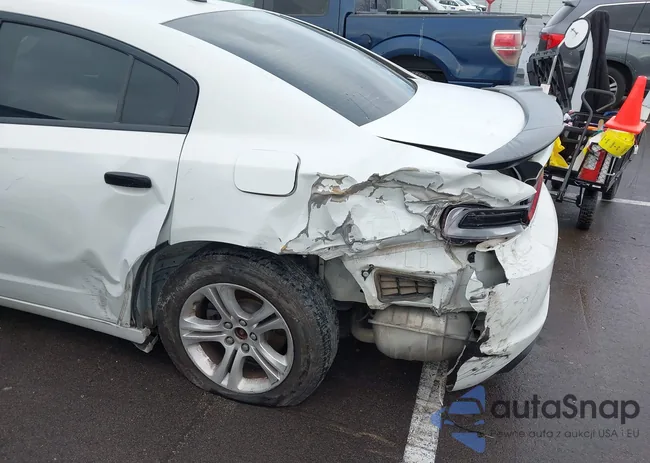 2C3CDXBG0KH698844: 44066798