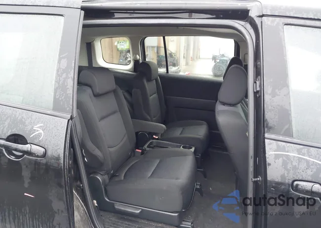 JM1CR2WLXA0389070: 44066811