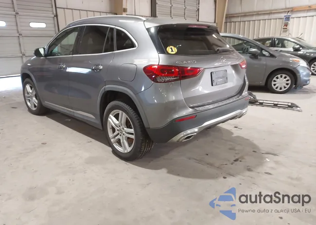 W1N4N4HB1MJ114386: 44066812