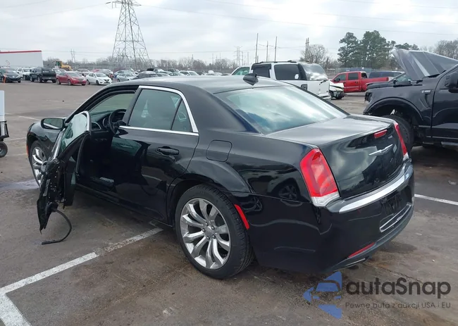 2C3CCAAG8GH313829: 44066821