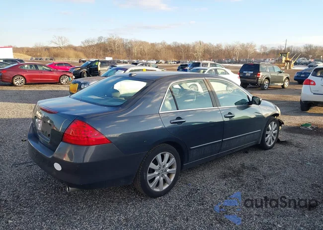 1HGCM66557A080117: 44066829