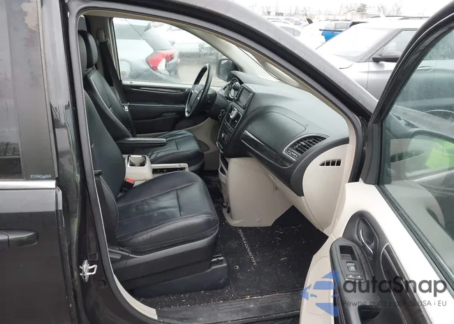 2C4RC1BG1DR797577: 44067073