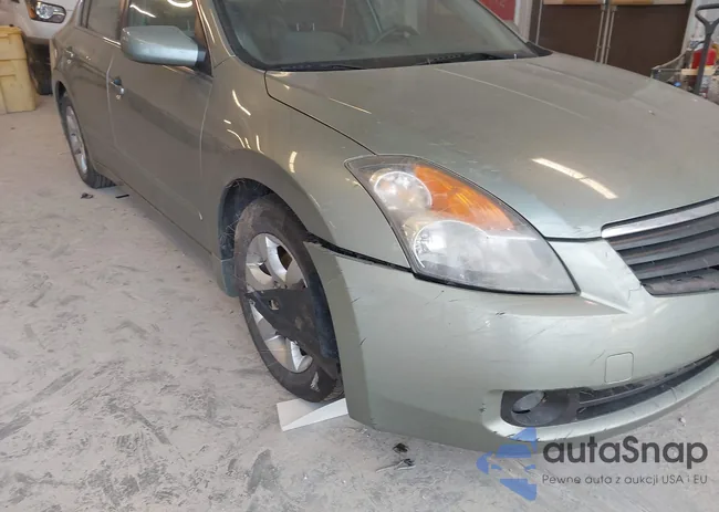 1N4AL21E48N558133: 44067075