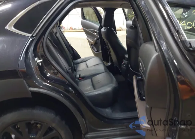 3MVDMBDY7PM548066: 44067147