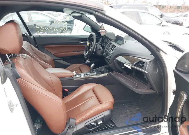 WBA2M9C3XH7A47644: 44067167