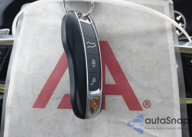 WP1AA2AY8KDA07581: 44066313