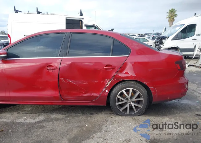 3VWDB7AJ9HM385379: 44066314