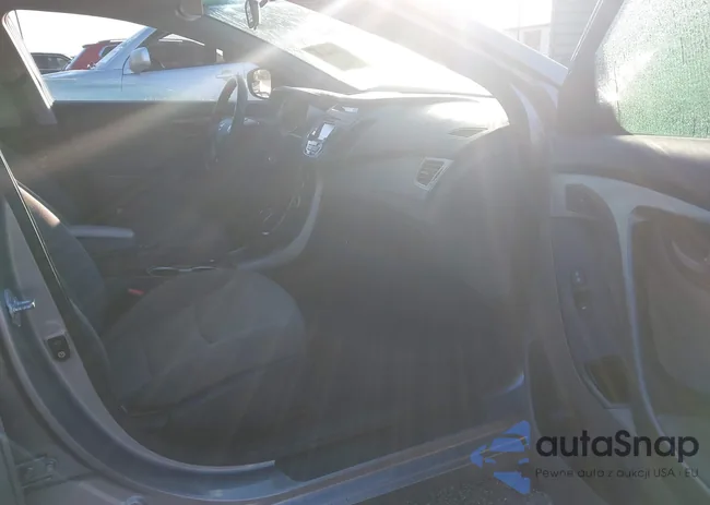 KMHDH4AE9EU126817: 44066331