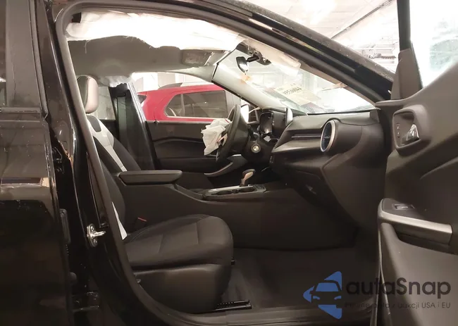 KL77LFEP7SC279136: 44066359