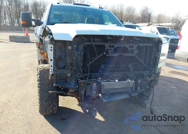 1GT02VEG6GZ143487: 44066365