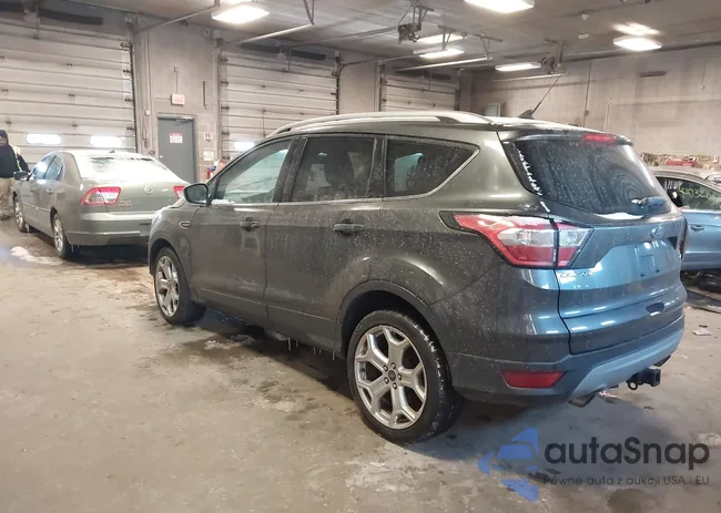 1FMCU0J91JUD47261: 44066558