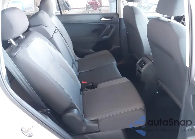 3VV1B7AX2MM131471: 44066592