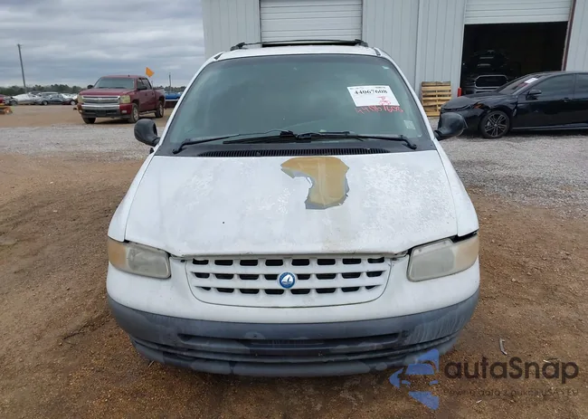 1P4GP44R0VB213368: 44067608