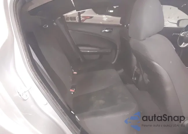 2C3CDXHG9DH706823: 44067649