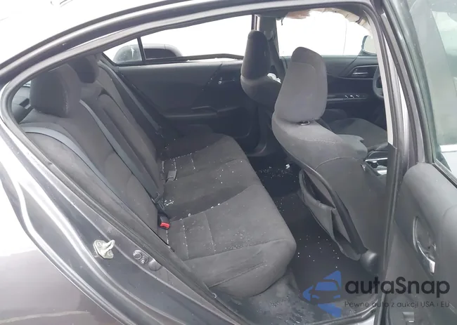 1HGCR2F71DA007558: 44067667