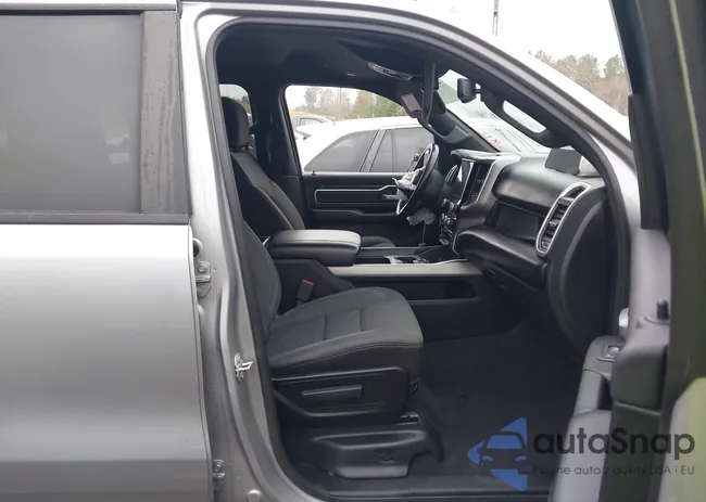 1C6SRFMT2KN521613: 44067671