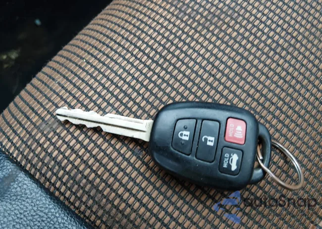 2T1BURHE7EC012287: 44067700