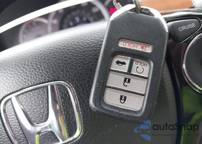 1HGCR2F71HA298259: 44067861