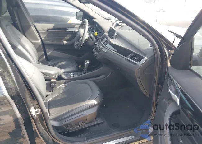 WBXHU7C34J5H40134: 44067913