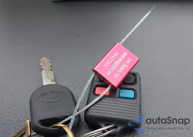 1FAHP2DWXAG120928: 44067953