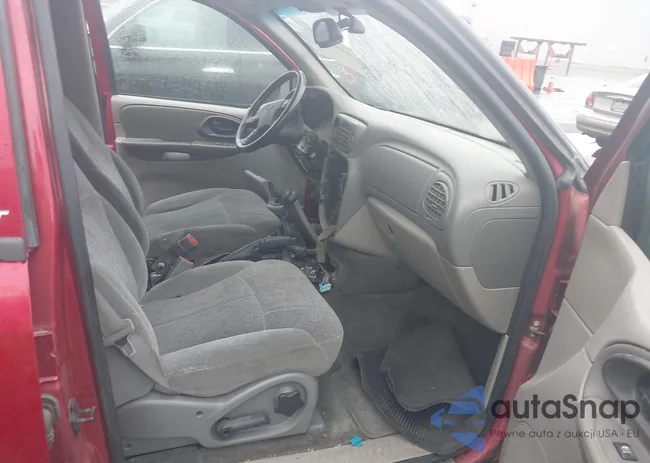 1GNDT13S832395914: 44067993