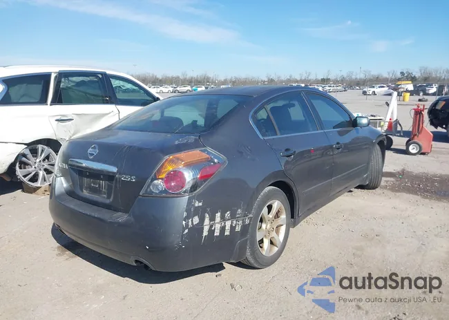 1N4AL21E29N445654: 44068045