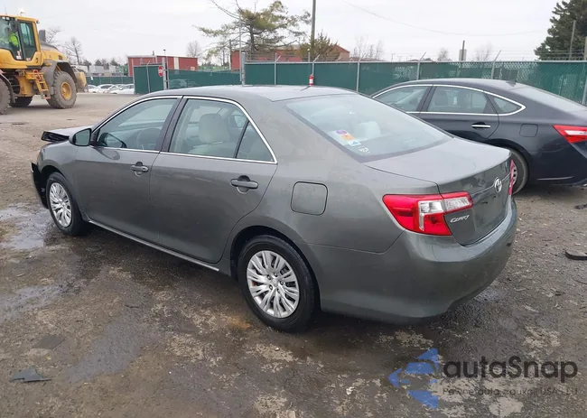 4T4BF1FK2ER341634: 44068050