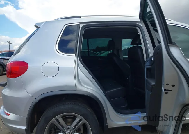 WVGUV7AX2HW507011: 44068093