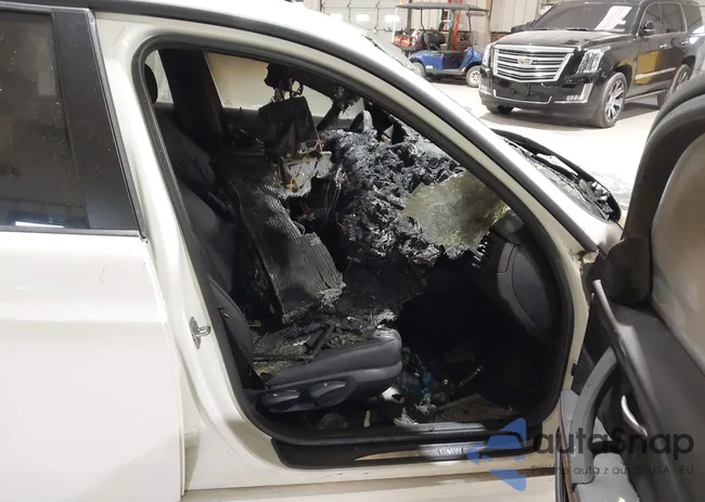 WBAPK7C50BA972345: 44067240