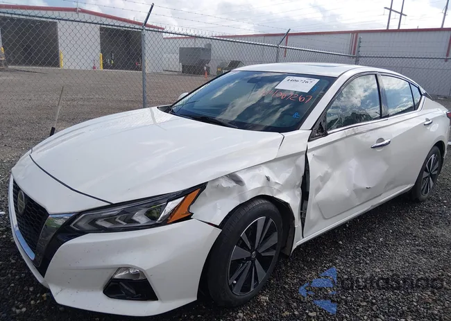 1N4BL4EV1MN376586: 44067267