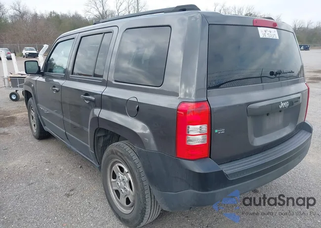 1C4NJPBA8GD811808: 44067488