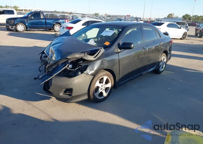 2T1BU4EE2BC648019: 44068635