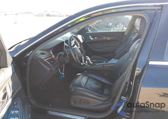 1G6AR5SX1K0107873: 44068688