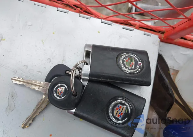 1G6DC5E52C0155022: 44068690