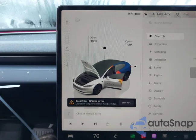 5YJ3E1EB6SF049948: 44068709