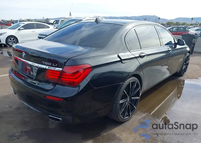 WBAYE8C55FD782241: 44068719