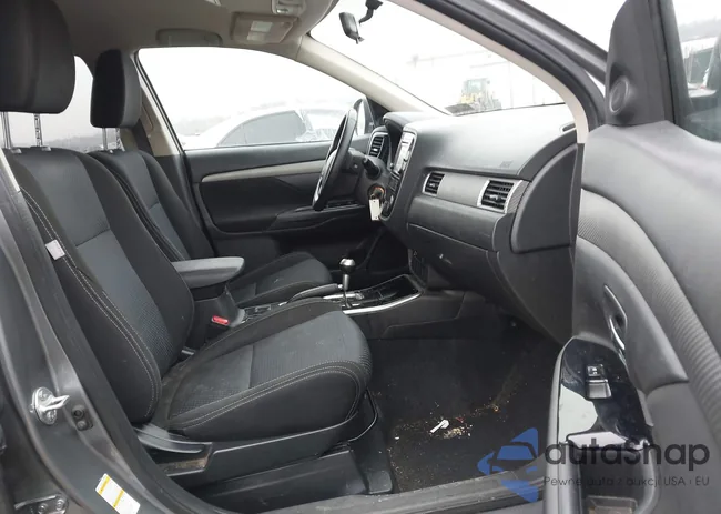 JA4AD2A38HZ054208: 44068836