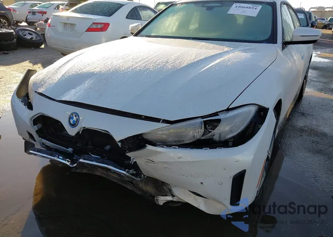 WBY73AW08NFM93593: 44068854