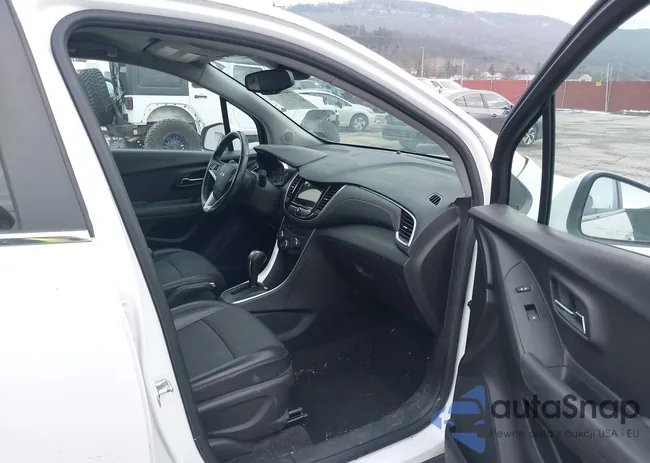 KL7CJPSBXKB927528: 44068881