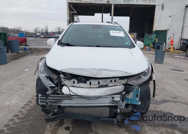 KL7CJPSBXKB927528: 44068881