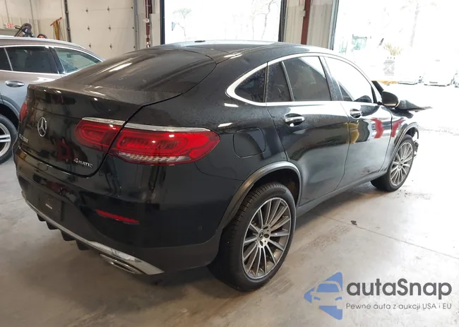 W1N0J8EBXMF866676: 44068963