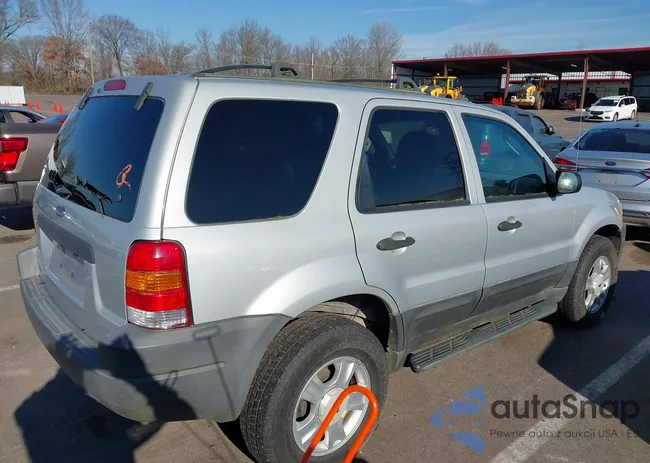 1FMYU03114KB22142: 44069007