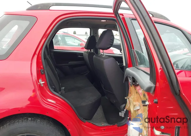 JS2YB5A38A6310498: 44069148