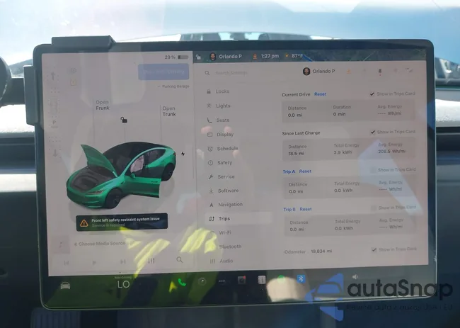 5YJ3E1EB6RF792488: 44069199