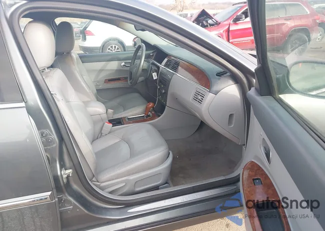 2G4WD532X51269252: 44068281