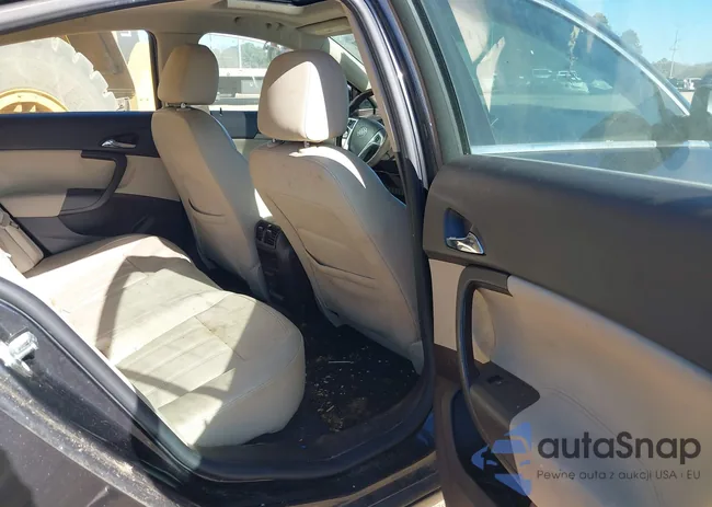 W04GS5EC0B1006364: 44068289