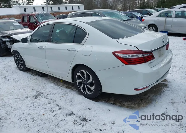 1HGCR2F82HA189348: 44068469