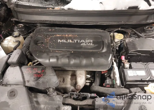 1C4PJMAB8FW775803: 44069613