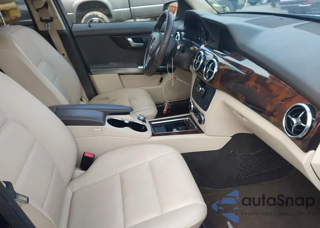 WDCGG8JB6DG120403: 44069646