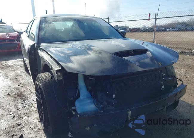 2C3CDXCT0JH321330: 44069680